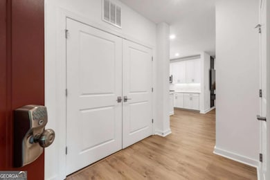 383 Grant Cir SE unit 1623, Atlanta, GA 30315 - photo 6