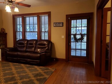 1201 E Fairview Ave, Sapulpa, OK 74066 - photo 5