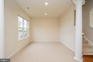 44043 Eastgate View Dr, Chantilly, VA 20152 - photo 7