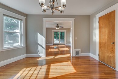 26 Boylston Rd unit 2, Newton Highlands, MA 02461 - photo 3