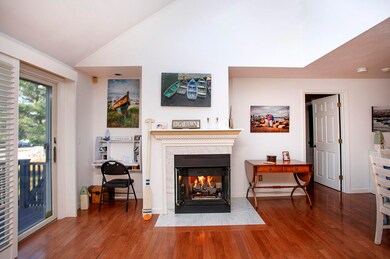 4 Rolling Green Ln, Mashpee, MA 02649 - photo 7