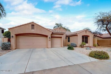 06-W Goldfinch Way-006