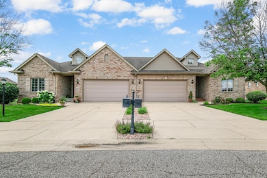 10202 Florida Ln, Crown Point, IN 46307 - photo 4