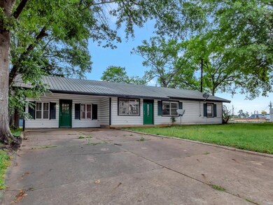 200 W Starr Ave, Nacogdoches, TX 75961 - photo 3