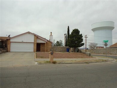 1835 Karl Wyler Dr, El Paso, TX 79936 - photo 2