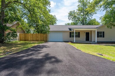 117 Royal Cir, Fitzgerald, GA 31750 - photo 7