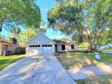 5439 Mossgrey Ln, Spring, TX 77373 - photo 2