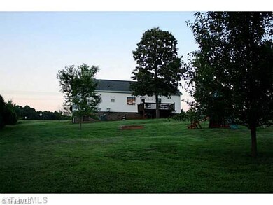 219 Scotts Creek Rd, Statesville, NC 28625 - photo 2