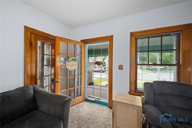 4217 Berwick Ave, Toledo, OH 43612 - photo 5