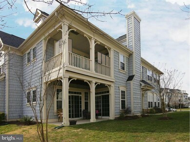 13893 Gullane Dr unit 100, Woodbridge, VA 22191 - photo 3