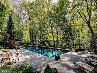 7000 Natelli Woods Ln, Bethesda, MD 20817 - photo 3