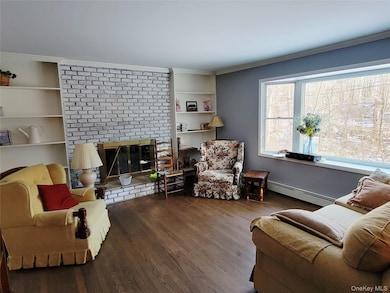 107 Oscawana Lake Rd, Putnam Valley, NY 10579 - photo 3