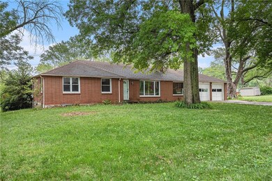 5025 Black Swan Dr, Shawnee, KS 66216 - photo 3