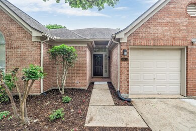 16415 Shining Rock Ln, Houston, TX 77095 - photo 2