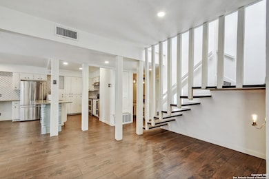 11826 Petal Dr unit 73, San Antonio, TX 78216 - photo 6