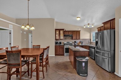 14225 Desert Mesquite Dr, Horizon City, TX 79928 - photo 6