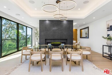 14899 Round Valley Dr, Sherman Oaks, CA 91403 - photo 7