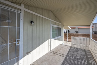 15439 Jersey St unit 16, Los Angeles, CA 91345 - photo 4