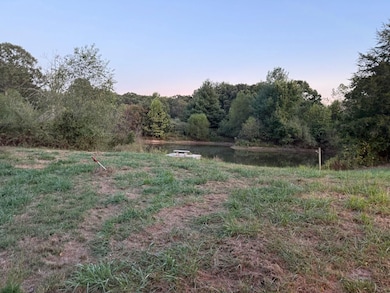 5238 Woodhaven Rd, Pinckneyville, IL 62274 - photo 4