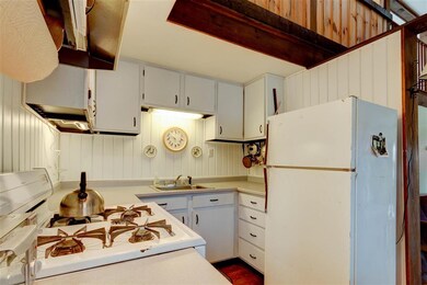 344 Waukeena Lake Rd, Danbury, NH 03230 - photo 7