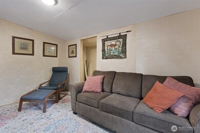 22237 Bluewater Ct SE, Yelm, WA 98597 - photo 6