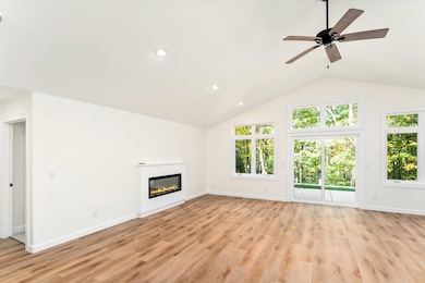 1802 Rice Lake Rd, Duluth, MN 55811 - photo 6