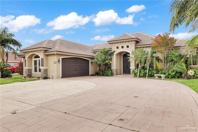 904 W Helmer St, Pharr, TX 78577 - photo 2