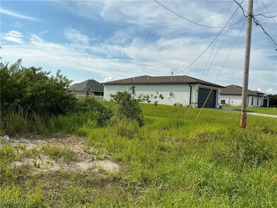 842 La Salle Ave unit 29, Lehigh Acres, FL 33913 - photo 3