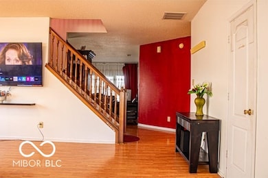 10105 Yosemite Ln, Indianapolis, IN 46234 - photo 2