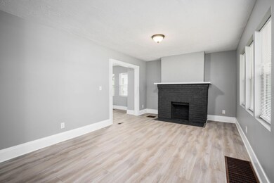 006_R 1519 ABERDEEN AVE 014