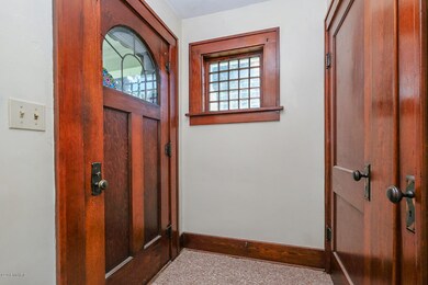 10310 Range Line Road-2