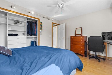 78 Joey Dr, Colchester, VT 05446 - photo 5