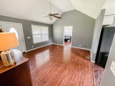 424 Indian Springs Cir, Manchester, TN 37355 - photo 6