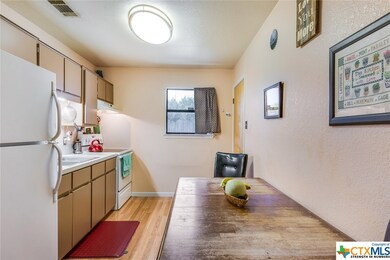 204 Rogers St, Copperas Cove, TX 76522 - photo 5