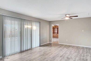 05_10247_W_Andover_Way__05_mls