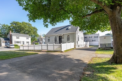 33 Cedar Grove Ave, Peabody, MA 01960 - photo 3