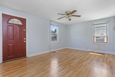 27 N Wayne Ave, West Haverstraw, NY 10993 - photo 3