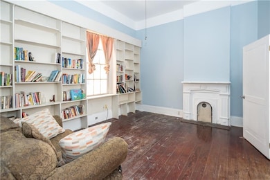 916 3rd St, New Orleans, LA 70130 - photo 6