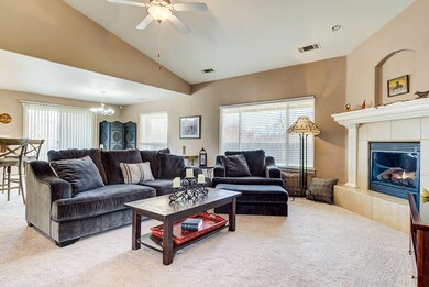 2740GemstoneCourt_003
