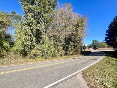 000 John Everall Rd unit 7 & 8, Lancaster, SC 29720 - photo 4