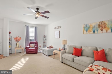 357 Bruaw Dr unit 17, York, PA 17406 - photo 5