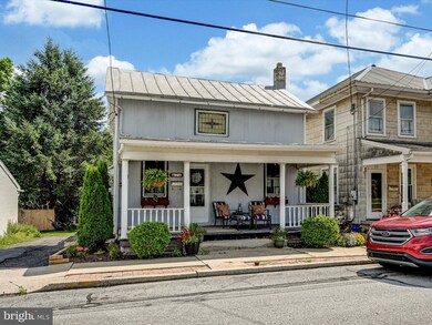 24 E Carpenter Ave, Myerstown, PA 17067 - photo 2