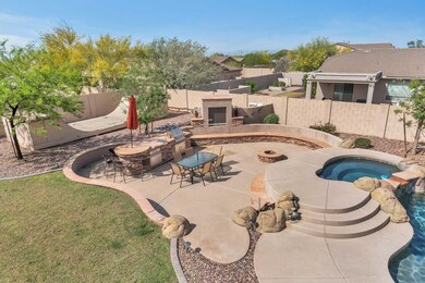 Outdoor Dinning/ Half Pipe