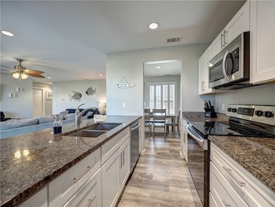 230 Cut Off Rd unit 110, Port Aransas, TX 78373 - photo 7