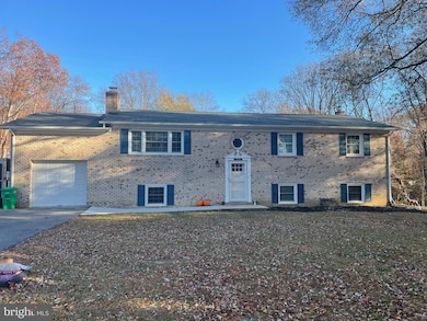 13710 S Springfield Rd, Brandywine, MD 20613 - photo 2