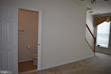 15636 John Diskin Cir unit 180, Woodbridge, VA 22191 - photo 6