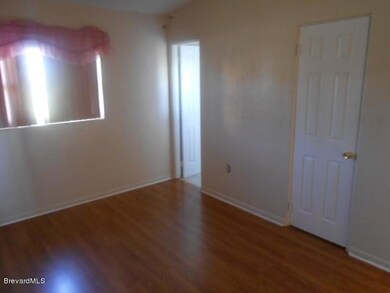 301 Prospect Ave, Cocoa, FL 32922 - photo 7