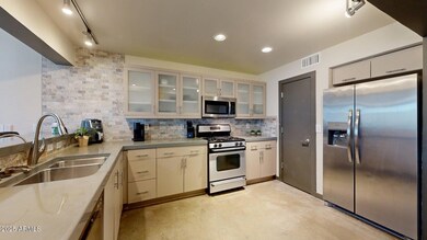 1326 N Central Ave unit 202, Phoenix, AZ 85004 - photo 4