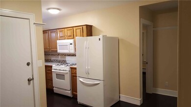 69 Benjamin St, Pawtucket, RI 02861 - photo 5