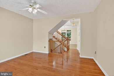 8314 Pigeon Fork Ln, Laurel, MD 20724 - photo 2